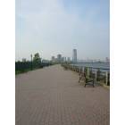 Jersey City: Take a Walk in Liberty State Park