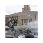 Sugar Land: Sugar Land fountain, statues with city hall in background