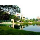 Detroit: : Detroit's Chene Park along the river