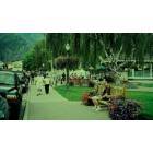 Leavenworth: : Tourists in Leavenworth