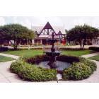 Mariemont: Town Square