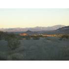 Quartzsite: : Looking out over the valley in Quartzsite.