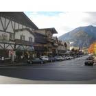 Leavenworth: : October street scene