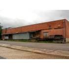 Pampa: : OLD ICE PLANT on East Tyng Avenue near the train depot is now abandoned.
