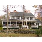 Otis: Lakeside Estates Bed and Breakfast Fall View