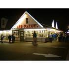 St. Louis: : the famous Ted Drewes Custard stand