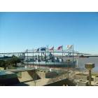 Baton Rouge: : Baton Rouge, USS Kidd, Mississippi River Bridge