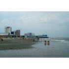 Atlantic City: : Atlantic city skyline from the beach