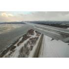 Anchorage: : 12/8/06 On final approach for a landing at Anchorage Alaska