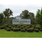 Pascagoula: : Welcome sign between Gautier and Pascagoula on Dr Martin Luther King Causeway