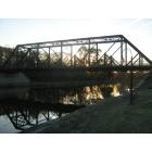 Medina: : Glenwood Ave. bridge over the Erie Canal November 1, 2008 at dawn