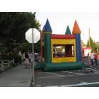 Echo: : National Night Out 2008, bouncing castle, Echo
