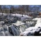 Paterson: : doesnt take a proffesional to capture the beuty off this national treasure found in paterson NJ .The biggest waterfall in the US