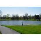 Jackson: Jackson Dity Park walking trail around the lake