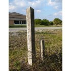 Okeechobee: old post on NW 16th Ave in Basswood