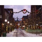 Cumberland: : Downtown Cumberland Christmas lights