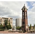 Vancouver: : Glockenspiel and buildings near Esther Short Park