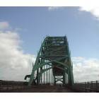 Newport: : crossing yaquina bay bridge