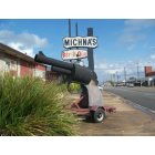 Waco: : Michna's BBQ, the big "gun" pit