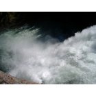 Yellowstone National Park: Waterfall