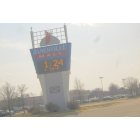 Janesville: : THE JANESVILLE MALL ON A WARM DAY IN SPRING