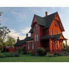 Goldendale: : Old Red House