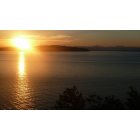 Steilacoom: Sunset on the sound (pioneer orchard park)
