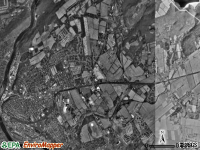 Lopatcong township, New Jersey satellite photo by USGS