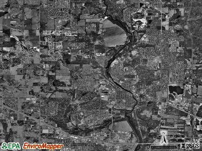 Dundee township, Illinois satellite photo by USGS