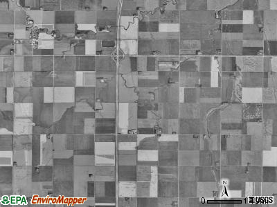 Mooreton township, North Dakota satellite photo by USGS