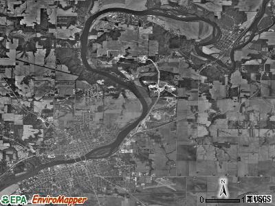 Dixon township, Illinois satellite photo by USGS