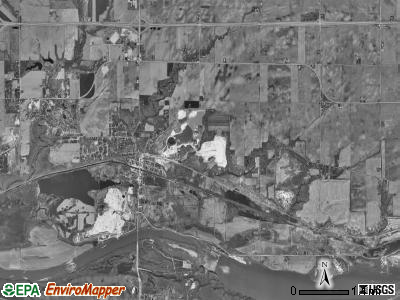 Utica township, Illinois satellite photo by USGS