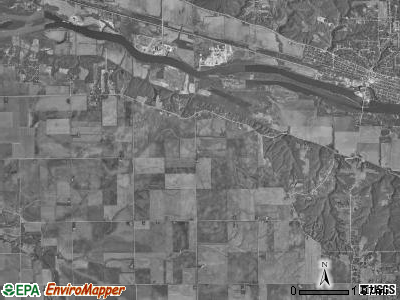 Fall River township, Illinois satellite photo by USGS